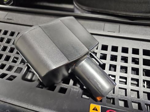 Used 2026 Hyundai Ioniq 9 SEL image 6