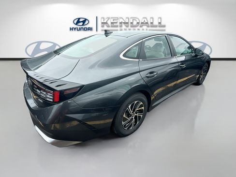 New 2026 Hyundai Sonata Blue FWD image 6