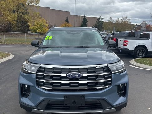 New 2026 Ford Explorer Active w/ Active Comfort Package image 2