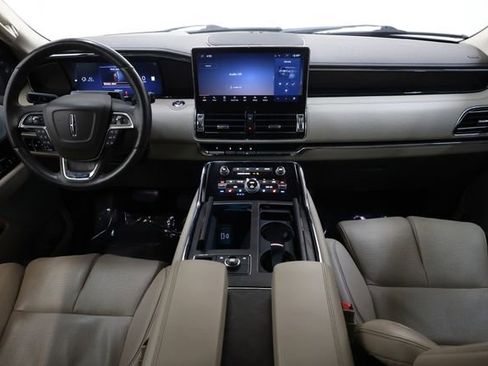 Used 2023 Lincoln Navigator Reserve image 94