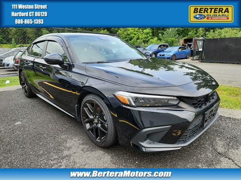 Used 2022 Honda Civic Sport image 1