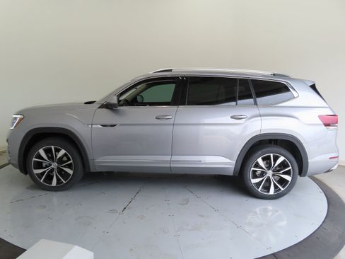 New 2026 Volkswagen Atlas SEL Premium R-Line AWD/4WD image 8