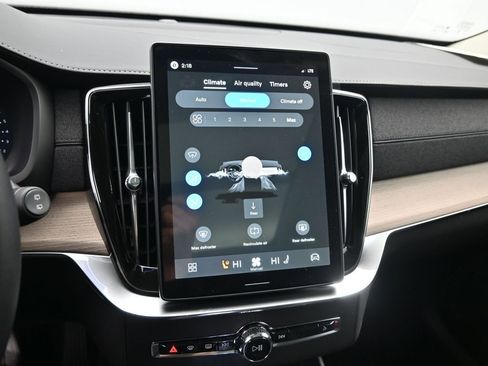 New 2026 Volvo XC90 B6 Plus w/ Protection Package image 13