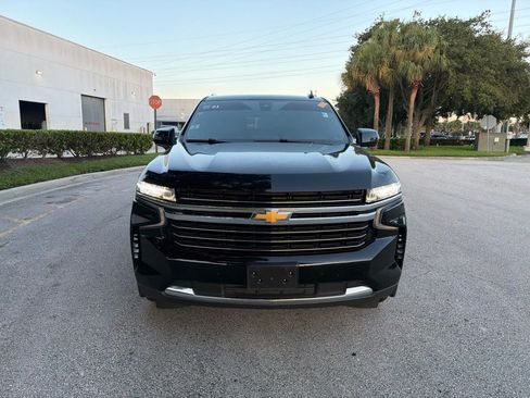 Used 2022 Chevrolet Suburban LT AWD/4WD image 5