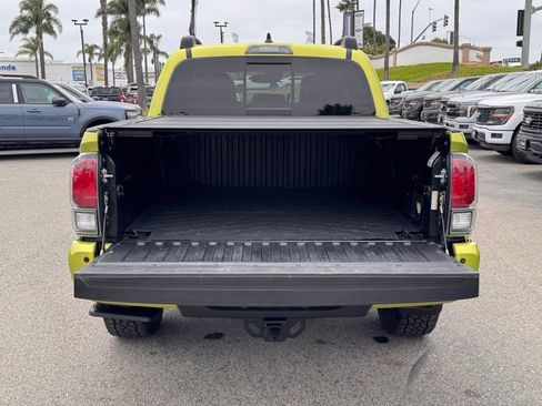 Used 2022 Toyota Tacoma TRD Pro AWD/4WD image 13