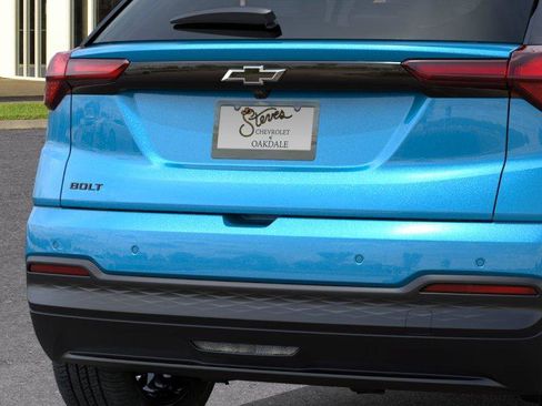 New 2027 Chevrolet Bolt LT FWD image 14