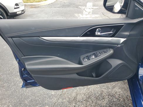 Certified 2023 Nissan Maxima SV w/ Floor Mat Group image 9