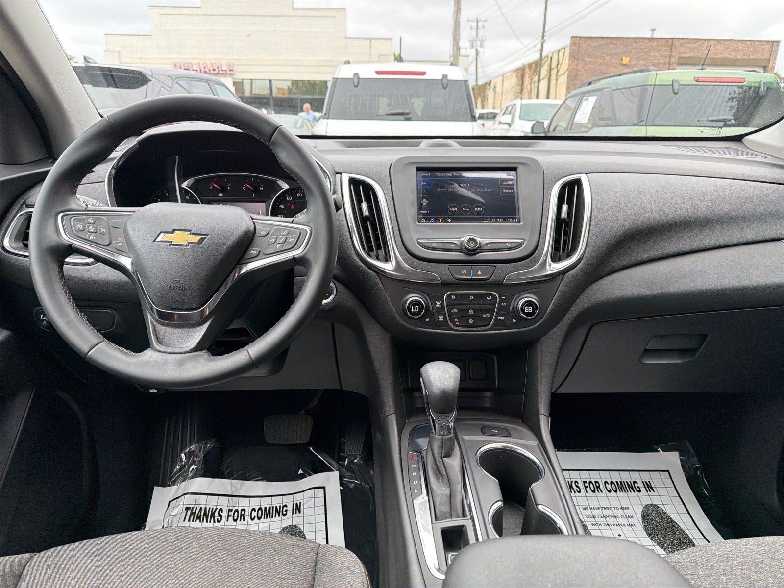 Used 2024 Chevrolet Equinox LT FWD image 8