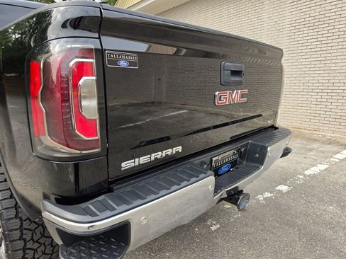 Used 2018 GMC Sierra 1500 SLT AWD/4WD image 31