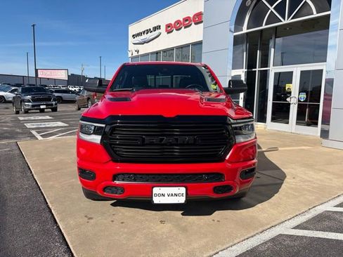 Used 2024 RAM 1500 Laramie image 9