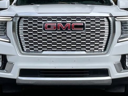 Used 2022 GMC Yukon XL Denali w/ Max Trailering Package image 13