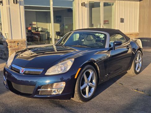 Used 2008 Saturn Sky w/ Premium Trim Package RWD image 2