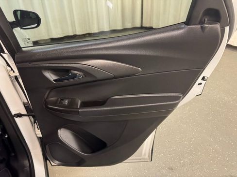 Used 2023 Chevrolet TrailBlazer ACTIV image 23