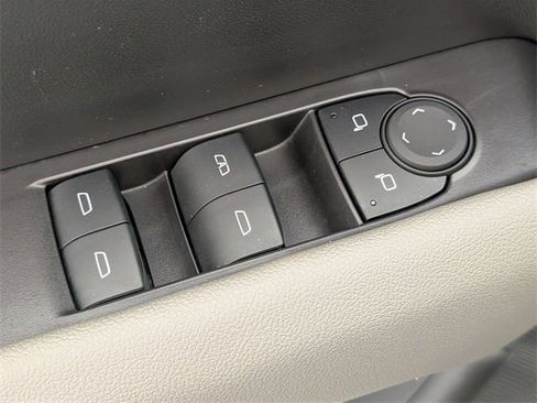 Certified 2024 Chevrolet Colorado ZR2 w/ ZR2 Convenience Package III image 12