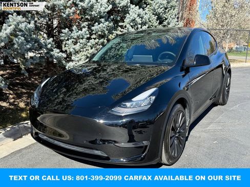 Used 2022 Tesla Model Y Long Range AWD/4WD image 3