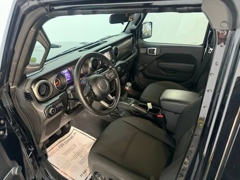 Used 2021 Jeep Wrangler Unlimited Sport AWD/4WD image 17