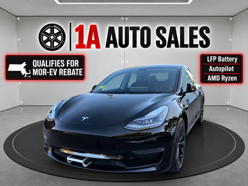 Used 2022 Tesla Model 3 Standard Range RWD image 1