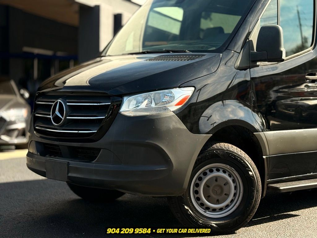 Used 2019 Mercedes-Benz Sprinter 2500 image 2
