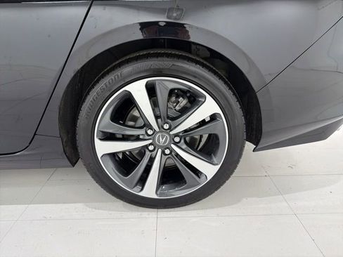 Certified 2025 Acura TLX w/ Technology Package FWD image 46
