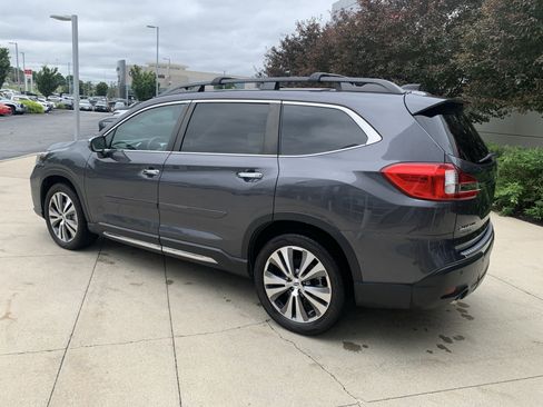 Used 2022 Subaru Ascent Touring AWD/4WD image 7