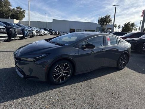 New 2026 Toyota Prius Limited FWD image 5
