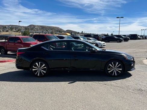 Used 2020 Nissan Altima 2.5 SR image 6