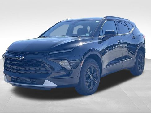 New 2025 Chevrolet Blazer LT w/ Convenience Package image 8