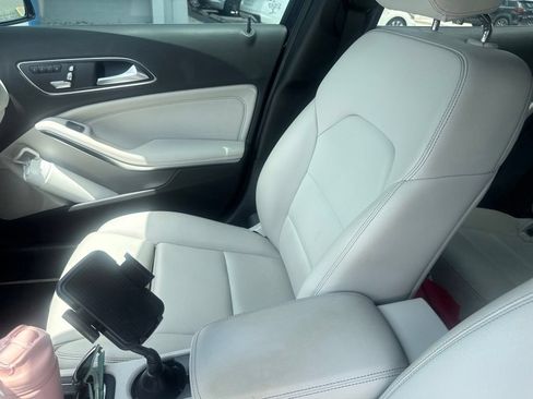 Used 2018 Mercedes-Benz GLA 250 image 15