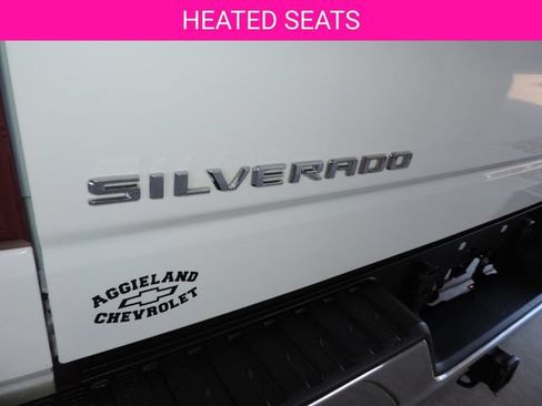 Certified 2022 Chevrolet Silverado 1500 LT RWD image 15