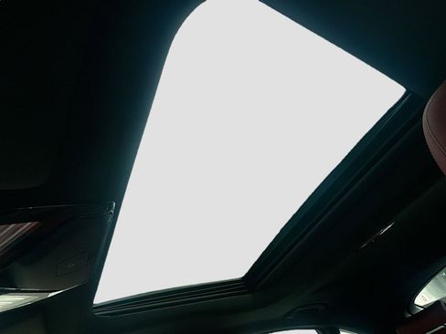 Certified 2023 BMW i4 eDrive35 RWD image 23