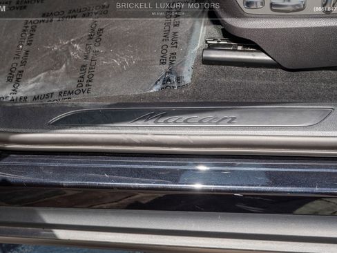 Used 2024 Porsche Macan image 65