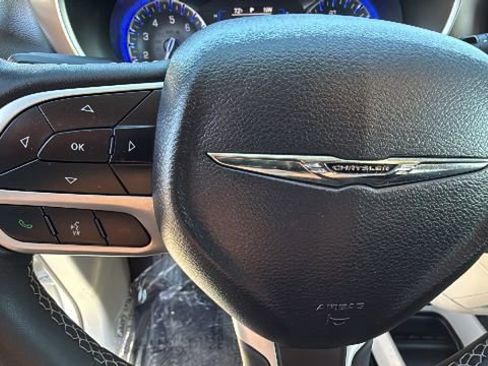 Used 2023 Chrysler Voyager LX FWD image 19