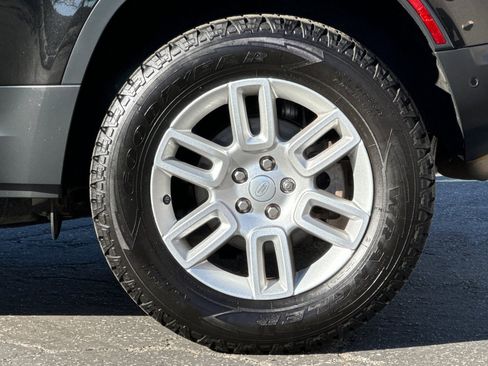 Used 2020 Land Rover Defender 110 S image 22