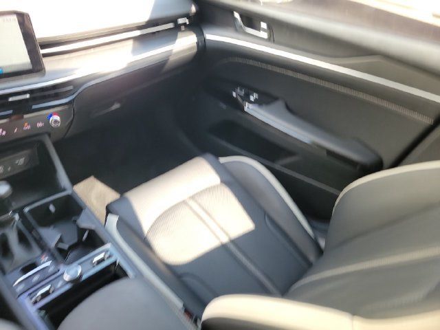 Used 2025 Kia K5 GT-Line w/ GT-Line Premium Package AWD/4WD image 14
