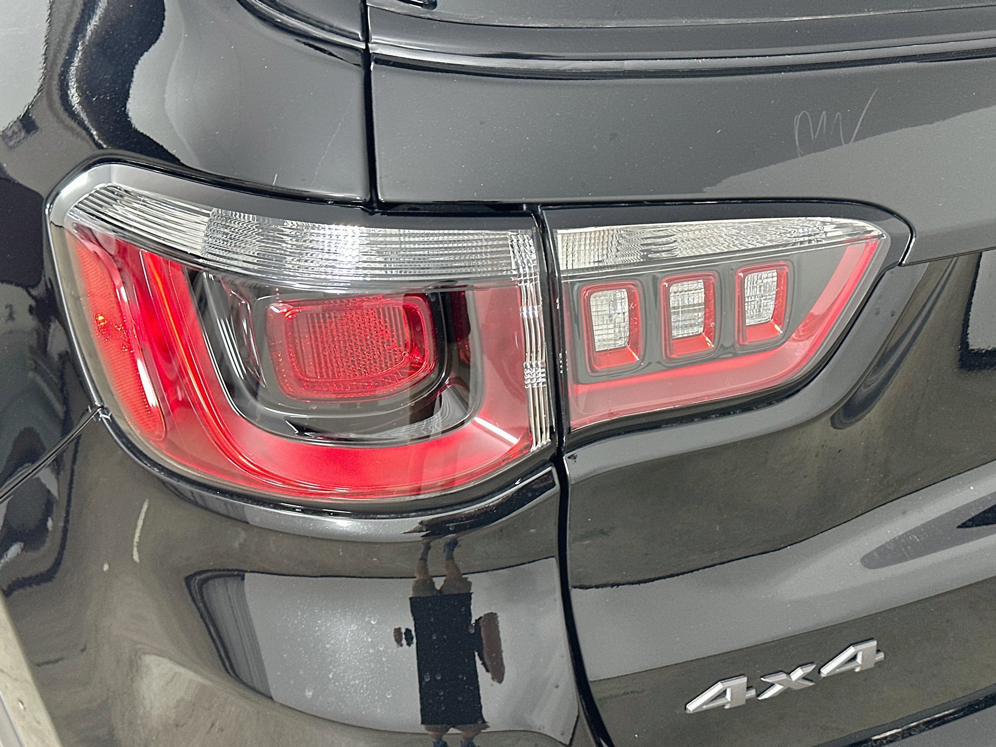 Used 2026 Jeep Compass Latitude AWD/4WD image 41