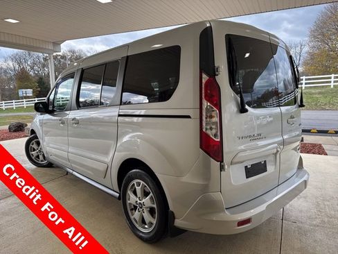 Used 2014 Ford Transit Connect XLT image 10