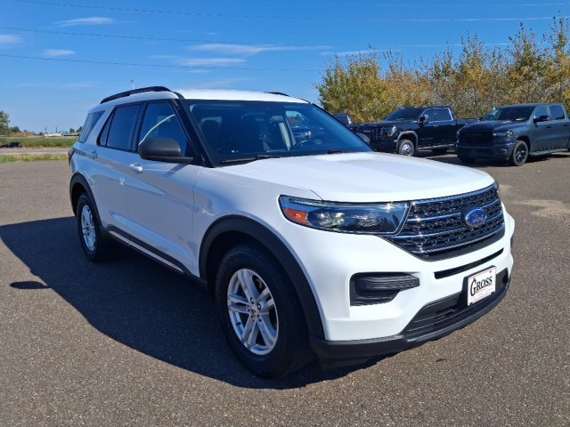 Used 2020 Ford Explorer XLT AWD/4WD image 2