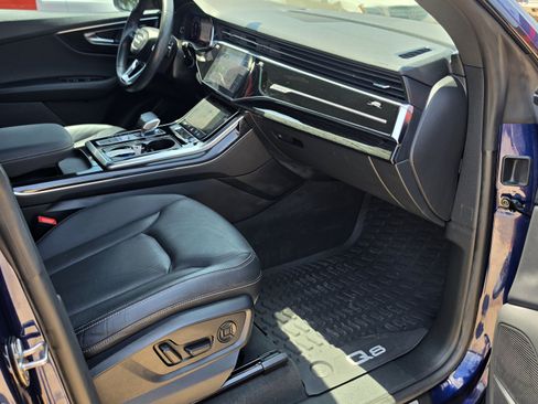 Used 2020 Audi Q8 Premium Plus AWD/4WD image 32