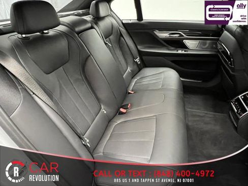 Used 2020 BMW 750i xDrive w/ Executive Package AWD/4WD image 53