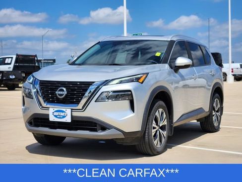 Used 2023 Nissan Rogue SV w/ SV Premium Package FWD image 3