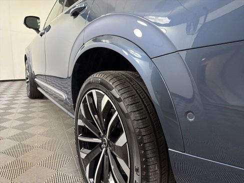 Certified 2025 Volvo XC90 T8 Ultra w/ Protection Package Premier AWD/4WD image 7