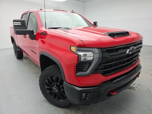 New 2026 Chevrolet Silverado 3500 LT w/ Trail Boss Package image 4
