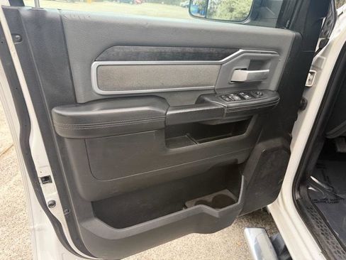 Used 2019 RAM 3500 Tradesman image 18