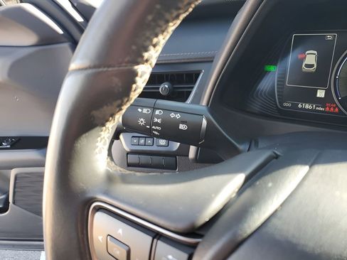 Used 2021 Lexus UX 250h image 33