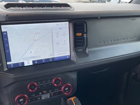 Used 2024 Ford Bronco Badlands AWD/4WD image 15