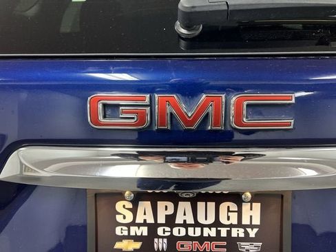 Certified 2022 GMC Terrain SLE w/ Driver Convenience Package image 31