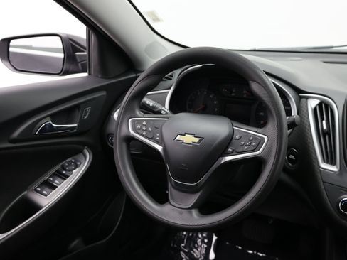 Used 2023 Chevrolet Malibu LT FWD image 34