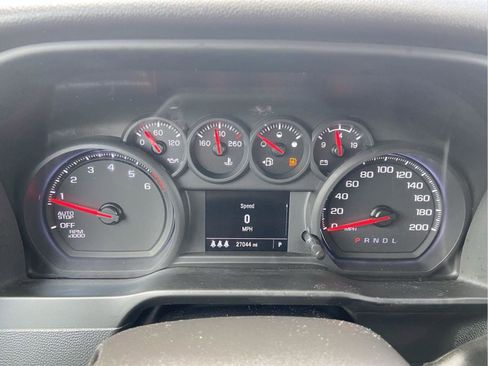 Used 2024 GMC Sierra 1500 Pro w/ Graphite Edition AWD/4WD image 9