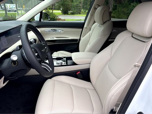 New 2026 Genesis GV70 2.5T image 24