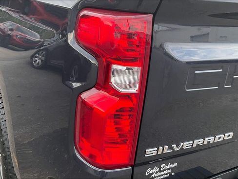 Used 2024 Chevrolet Silverado 1500 LT AWD/4WD image 28